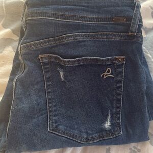 DL 1961 Florence Skinny Jeans